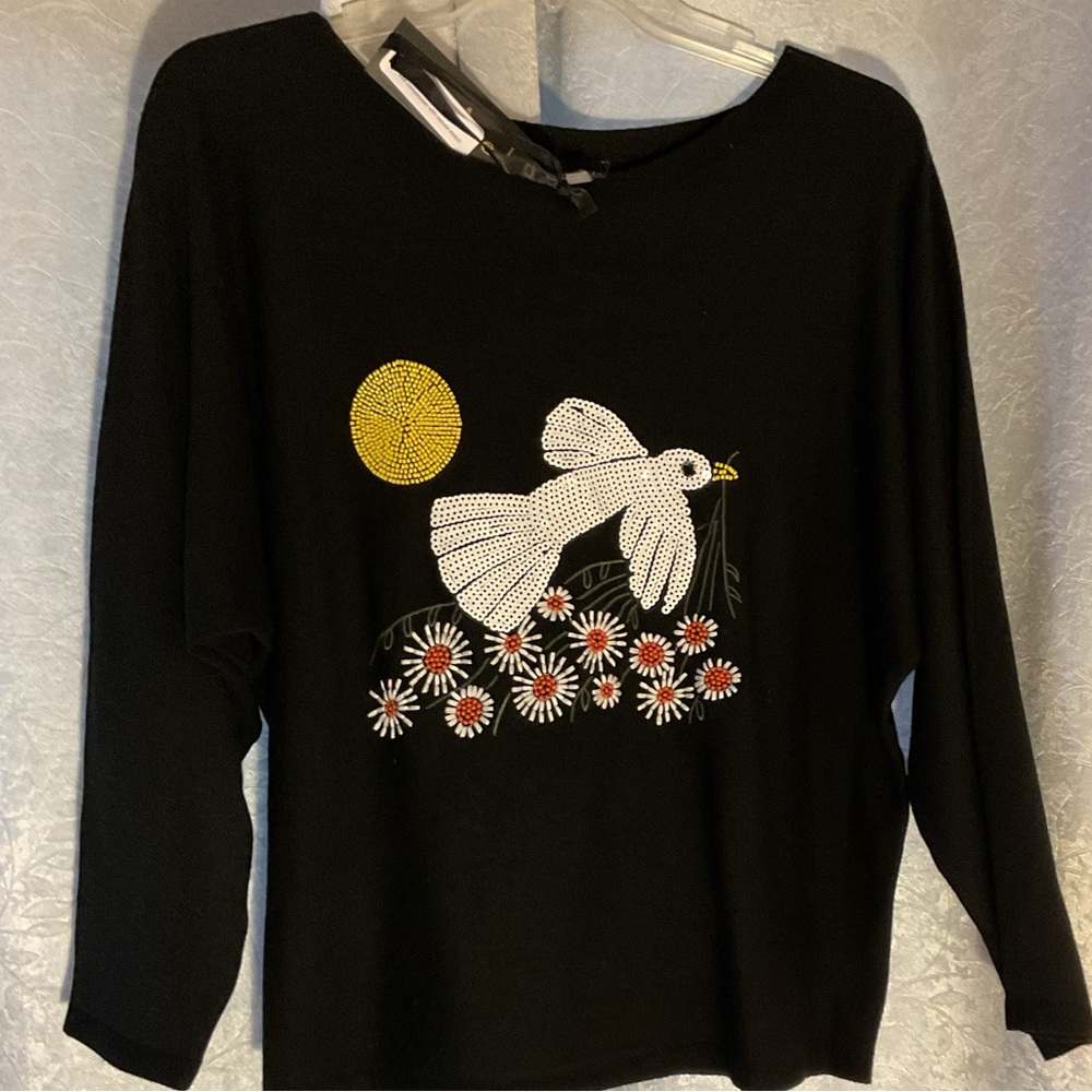Aaeda Sequin and Beaded Nesting Dove & Daisy Graphic Top NWT